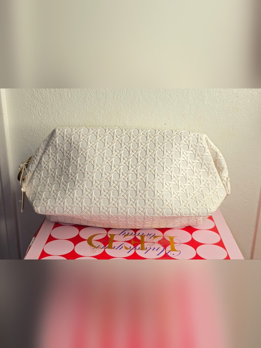 Tory Burch White Quilted Cosmetic Pouch with Gold Hardware - Picture 3 of 14